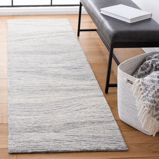 Safavieh Metro MET995F Grey / Ivory Area Rug Room Scene Feature