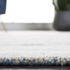 Safavieh Metro MET995M Blue / Ivory Area Rug Detail