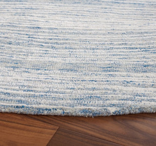 Safavieh Metro MET995M Blue / Ivory Area Rug Detail