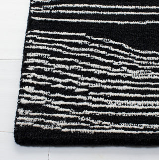 Safavieh Metro MET995Z Black / Ivory Area Rug Detail