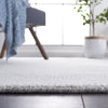 Safavieh Mirage MIR125F Light Grey / Ivory Area Rug Detail