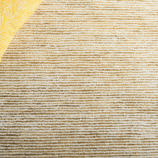 Safavieh Mirage MIR375D Ivory / Gold Area Rug Detail