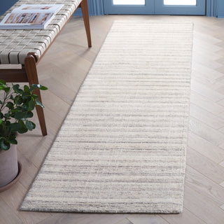 Safavieh Mirage MIR462F Ivory / Grey Area Rug Room Scene Feature