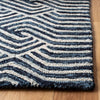 Safavieh Micro-loop MLP175M Dark Blue / Ivory Area Rug Detail