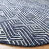 Safavieh Micro-loop MLP175M Dark Blue / Ivory Area Rug Detail