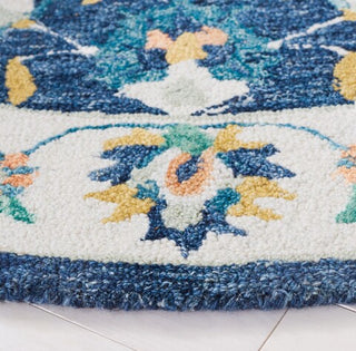 Safavieh Micro-loop MLP385M Blue / Ivory Area Rug Detail