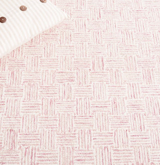 Safavieh Micro-loop MLP537U Pink / Ivory Area Rug Detail