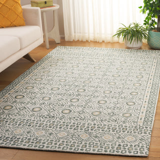 Safavieh Micro-loop MLP801A Ivory / Grey Area Rug Room Scene Feature