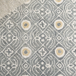 Safavieh Micro-loop MLP801G Silver / Ivory Area Rug Detail