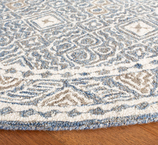 Safavieh Micro-loop MLP803M Blue / Ivory Area Rug Detail