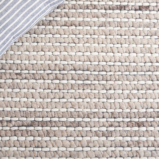 Safavieh Marbella MRB205G Silver / Ivory Area Rug Detail