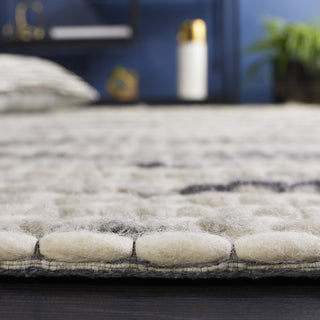 Safavieh Marbella MRB205Z Black / Ivory Area Rug Detail