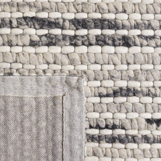 Safavieh Marbella MRB205Z Black / Ivory Area Rug Backing