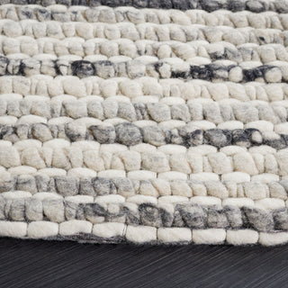 Safavieh Marbella MRB205Z Black / Ivory Area Rug Detail