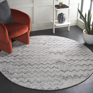 Safavieh Marquee MRQ123F Grey / Ivory Area Rug Room Scene