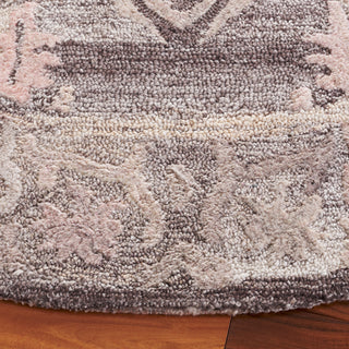 Safavieh Marquee MRQ125F Grey / Pink Area Rug Detail