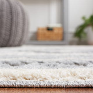 Safavieh Martha Stewart Lucia Shag Grey / Ivory Area Rug Detail