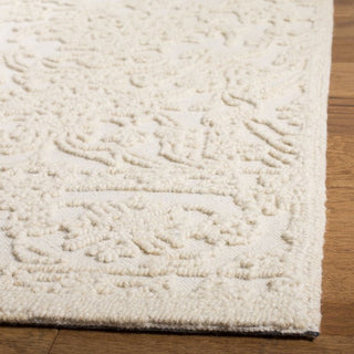 Safavieh Martha Stewart MSR3512 Ivory Area Rug Detail