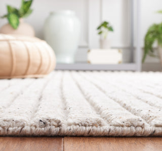 Safavieh Martha Stewart MSR7301B Beige Area Rug Detail
