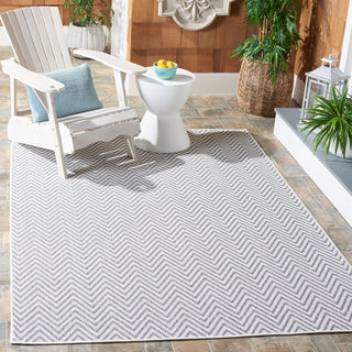 Safavieh Martha Stewart Indoor/Outdoor Blue / Creme Machine Washable Area Rug Room Scene Feature