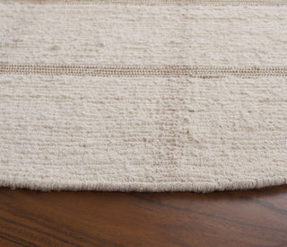 Safavieh Montauk MTK322B Ivory / Beige Area Rug Detail