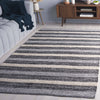 Safavieh Montauk MTK976Z Black / Ivory Area Rug Room Scene