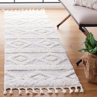 Safavieh Moroccan Tassel Shag MTS640A Ivory / Beige Area Rug Room Scene Feature