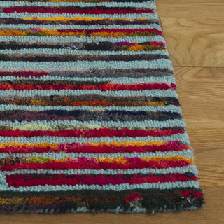 Safavieh Nantucket NAN605W Teal / Red Area Rug Detail