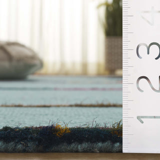 Safavieh Nantucket NAN605W Teal / Red Area Rug Detail