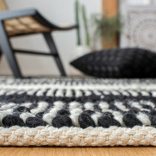 Safavieh Natura NAT102Z Black / Ivory Area Rug Detail