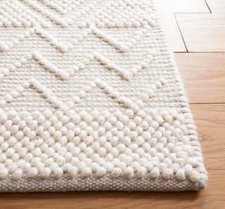 Safavieh Natura NAT125A Ivory Area Rug Detail