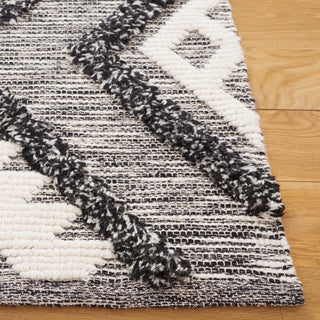 Safavieh Natura NAT203A Black / Ivory Area Rug Detail