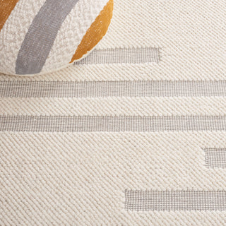 Safavieh Natura NAT205F Ivory / Grey Area Rug Detail