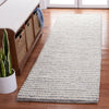 Safavieh Natura NAT220F Ivory / Grey Area Rug Room Scene Feature