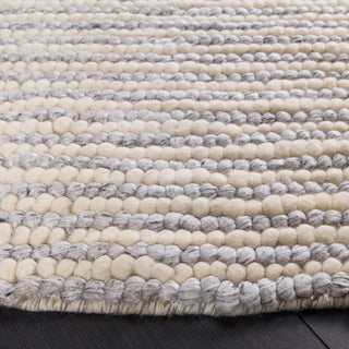 Safavieh Natura NAT220F Ivory / Grey Area Rug Detail