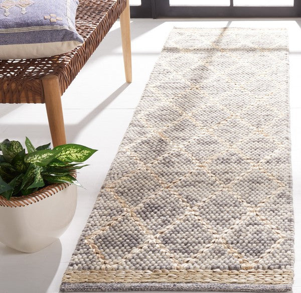 Safavieh Natura NAT223G Light Grey / Natural Area Rug Room Scene Feature