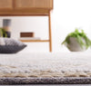 Safavieh Natura NAT223G Light Grey / Natural Area Rug Detail