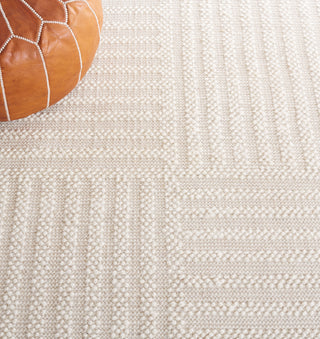 Safavieh Natura NAT227A Ivory Area Rug Detail