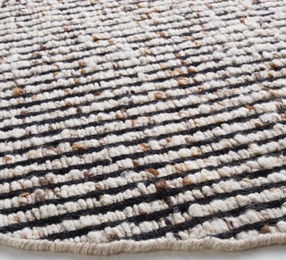 Safavieh Natura NAT331Z Black / Ivory Area Rug Detail