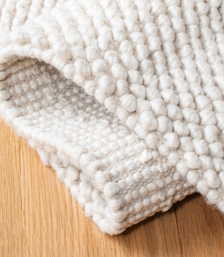 Safavieh Natura NAT551A Ivory Area Rug Detail