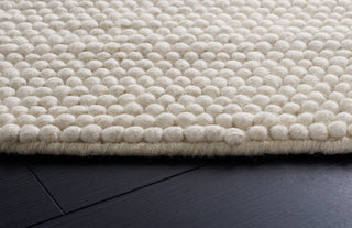 Safavieh Natura NAT620A Ivory Area Rug Detail