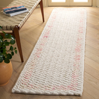 Safavieh Natura NAT713U Ivory / Pink Area Rug Room Scene