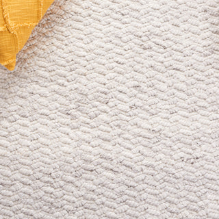 Safavieh Natura NAT715G Silver Area Rug Detail