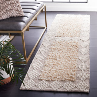 Safavieh Natura NAT722B Beige / Ivory Area Rug Room Scene