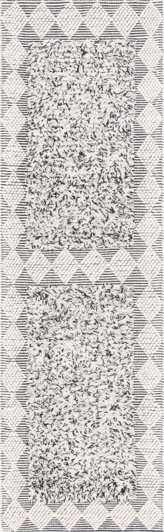 Safavieh Natura NAT722Z Black / Ivory Area Rug Runner