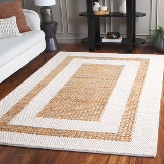 Safavieh Natura NAT723A Natural / Ivory Area Rug Room Scene