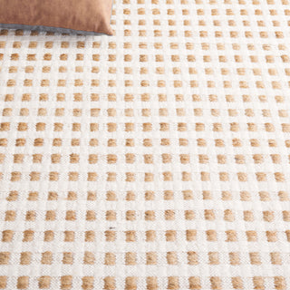 Safavieh Natura NAT725A Natural / Ivory Area Rug Detail