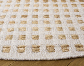 Safavieh Natura NAT725A Natural / Ivory Area Rug Detail