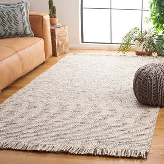 Safavieh Natura NAT902F Grey / Black Area Rug Room Scene