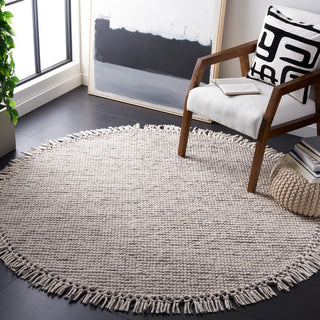 Safavieh Natura NAT902F Grey / Black Area Rug Room Scene